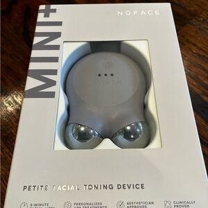 NuFace Mini+ Device in Violet Dusk